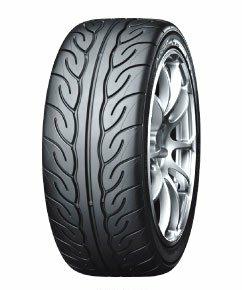 Advan Neova (AD08) 215/45 R17 F2880 bandenmaat auto