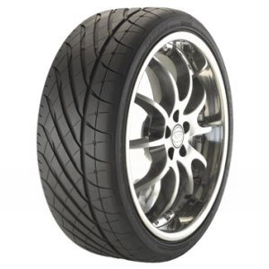 Parada 215/40 R17 82401709W bandenmaat auto